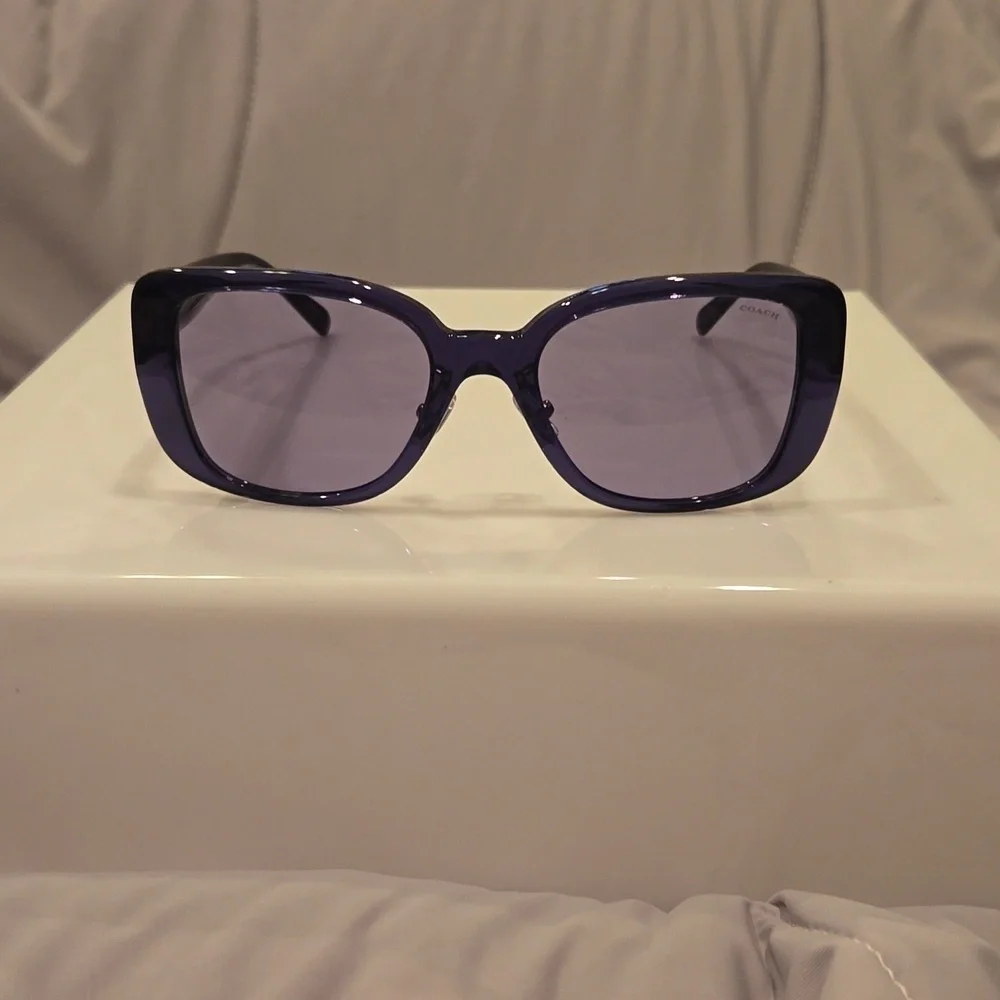 Coach Blue Transparent Sunglasses brand new in case - Picture 3 of 14